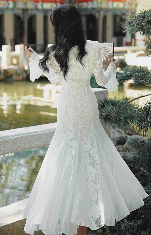 Classy V-Neck Lace Mermaid Party Dress Gentle Birthday Outfits YM1680