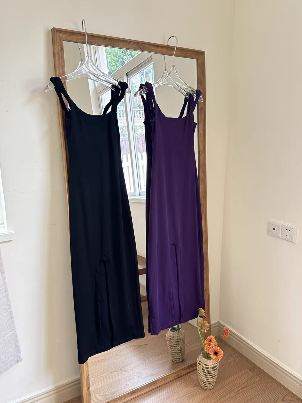 Simple Spaghetti Straps Purple Sheath Party Dress YM1773