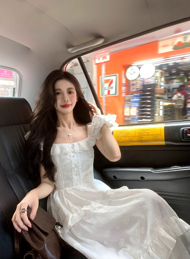 Elegant White Lace A Line Prom Dress Long Party Gown YM1752